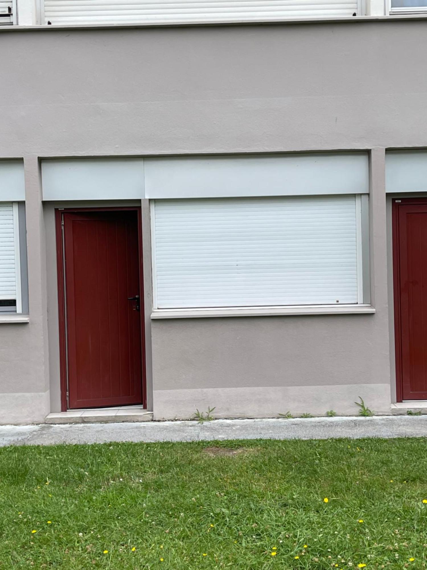 Appartement Ou Studio En Hyper Centre, Pour La Plage Et La Rue Pietonne Il Suffit De Traverser La Rue , Voir La Photo Principale Andernos-les-Bains Exterior foto